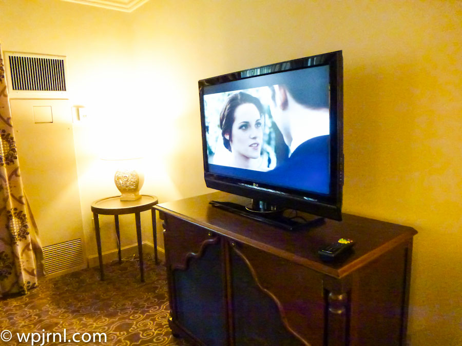 Hyatt Regency Coral Gables (Miami) - TV wpid5770 Hyatt Regency Coral Gables Miami TV Hyatt Regency Coral Gables (Miami) Jr Suite