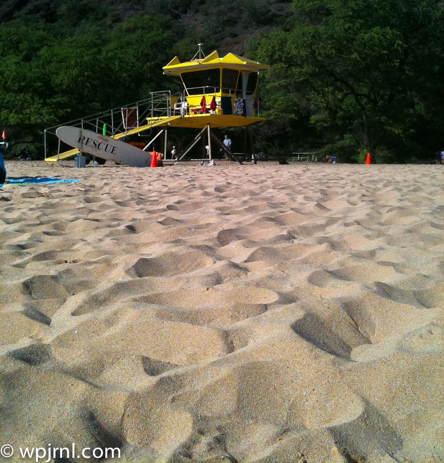 Big Beach Lifeguard Cabin, Maui Hawaii