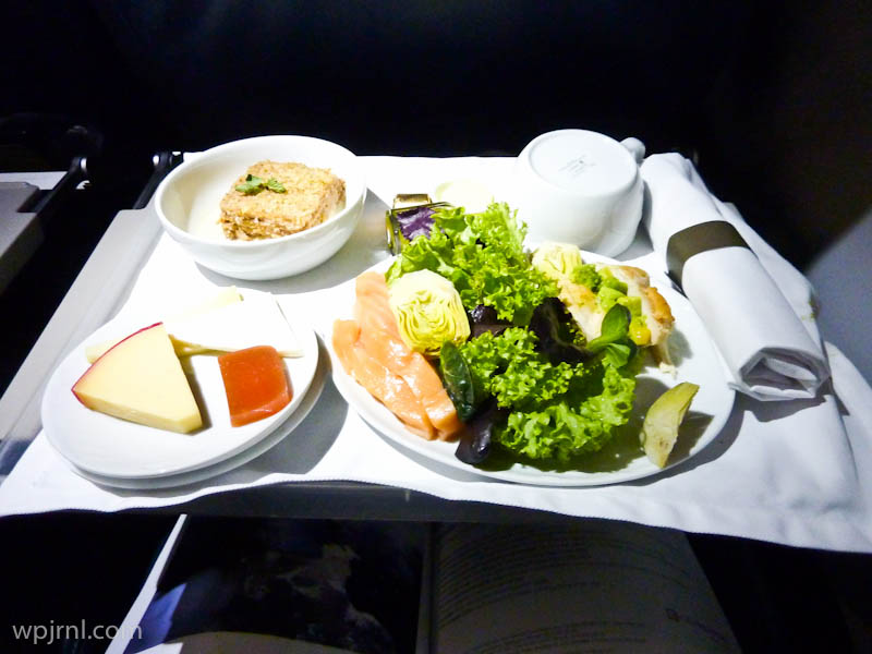 LAN Premium Economy Airline Meal Service