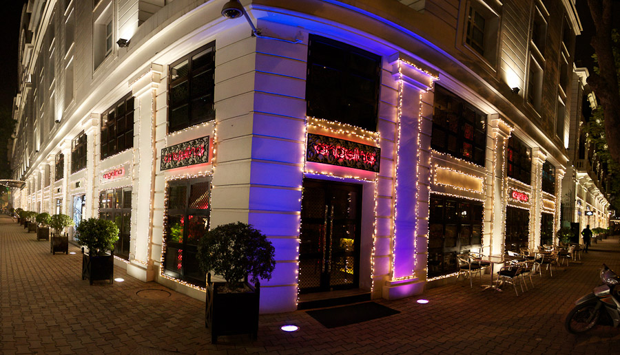 Restaurant Angelina Panorama, Hotel Metropol Hanoi Vietnam