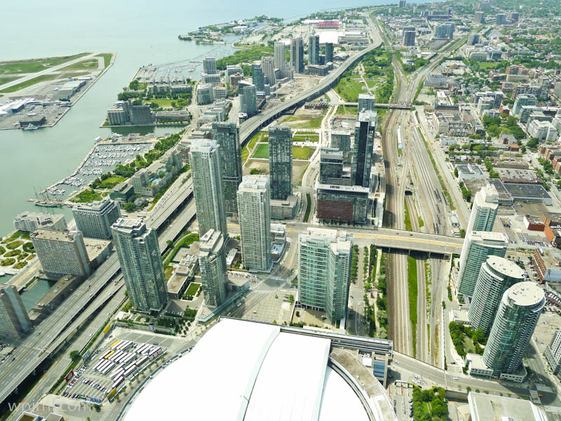 Toronto Lakeshore and QEW, Toronto Canada